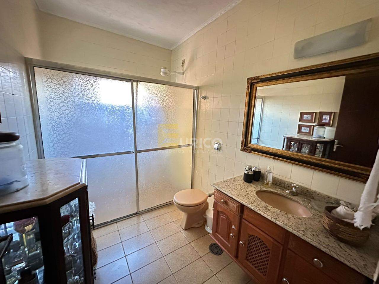 Casa em condomínio à venda no Condomínio Vale da Santa Fé em Vinhedo/SP: 
