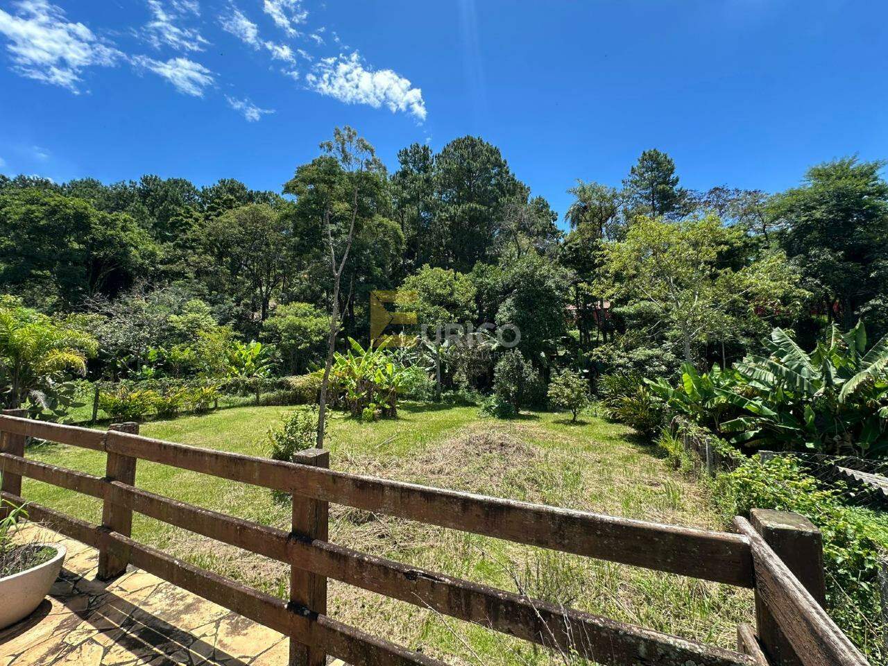 Casa em condomínio à venda no Condomínio Vale da Santa Fé em Vinhedo/SP: 
