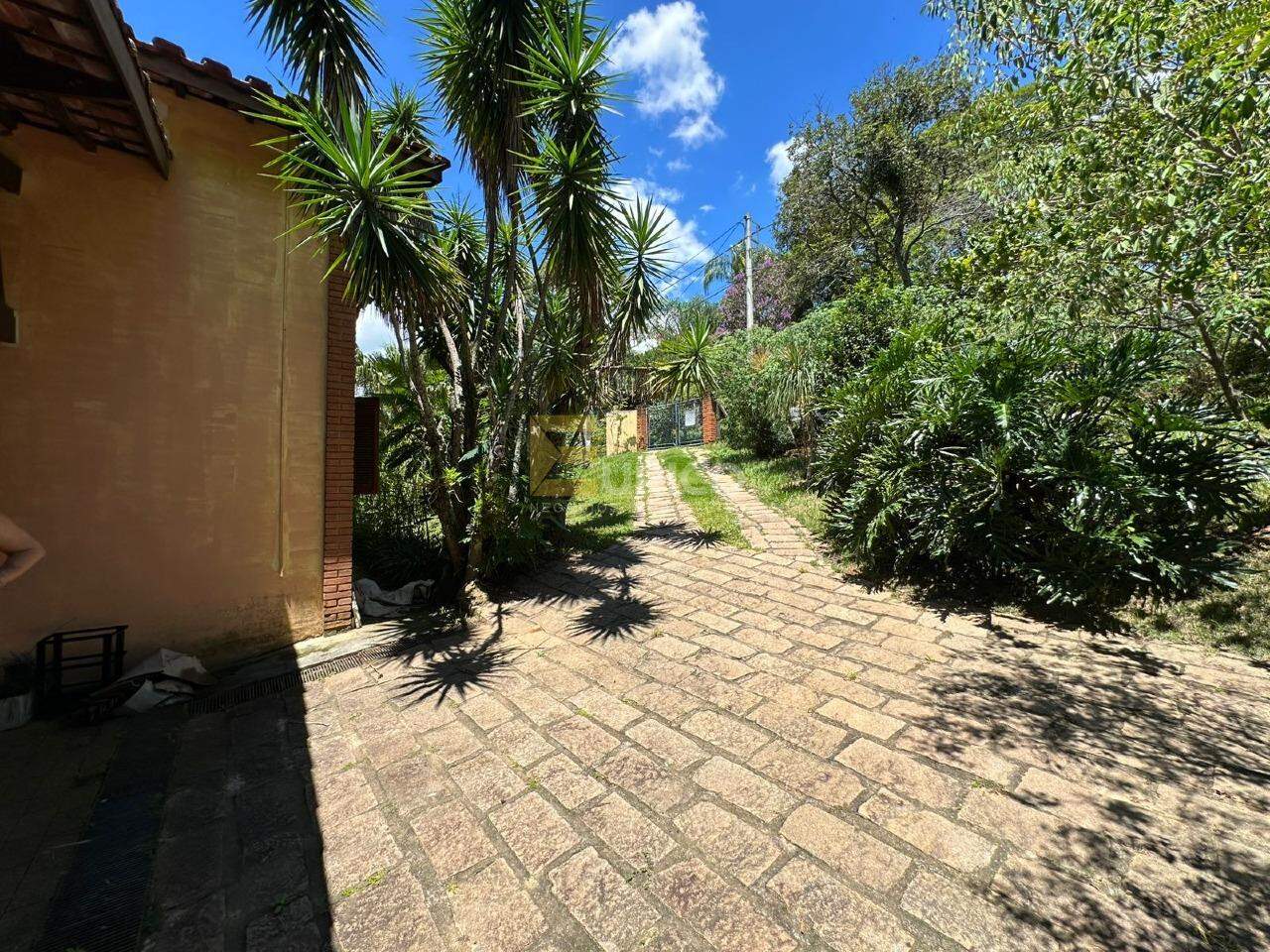 Casa em condomínio à venda no Condomínio Vale da Santa Fé em Vinhedo/SP: 