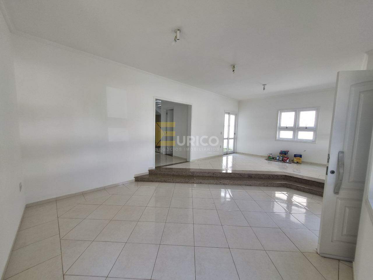 Casa em condomínio à venda no Condomínio Terras de São Francisco em Vinhedo/SP: 
