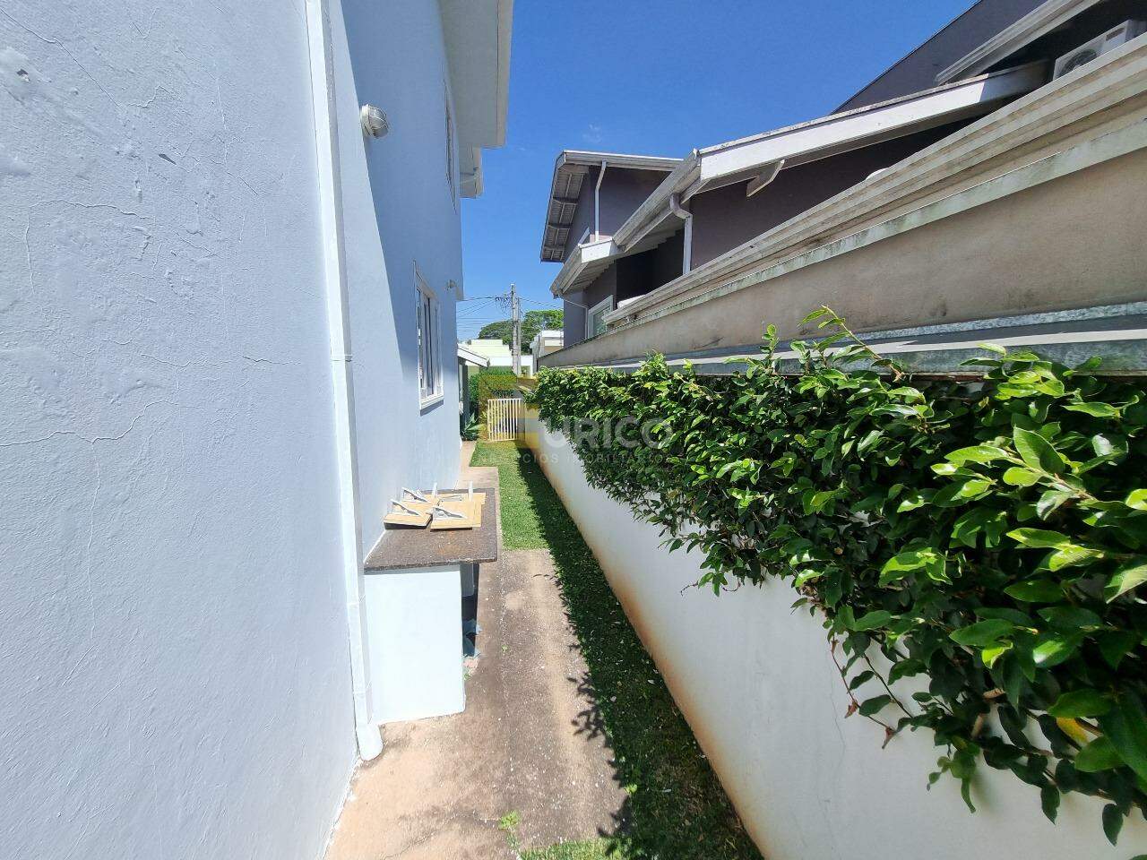 Casa em condomínio à venda no Condomínio Terras de São Francisco em Vinhedo/SP: 