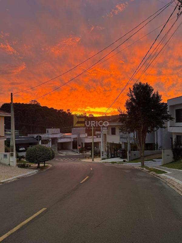 Terreno em Condomínio à venda no Condomínio Residencial Villa do Sol em Valinhos/SP: 