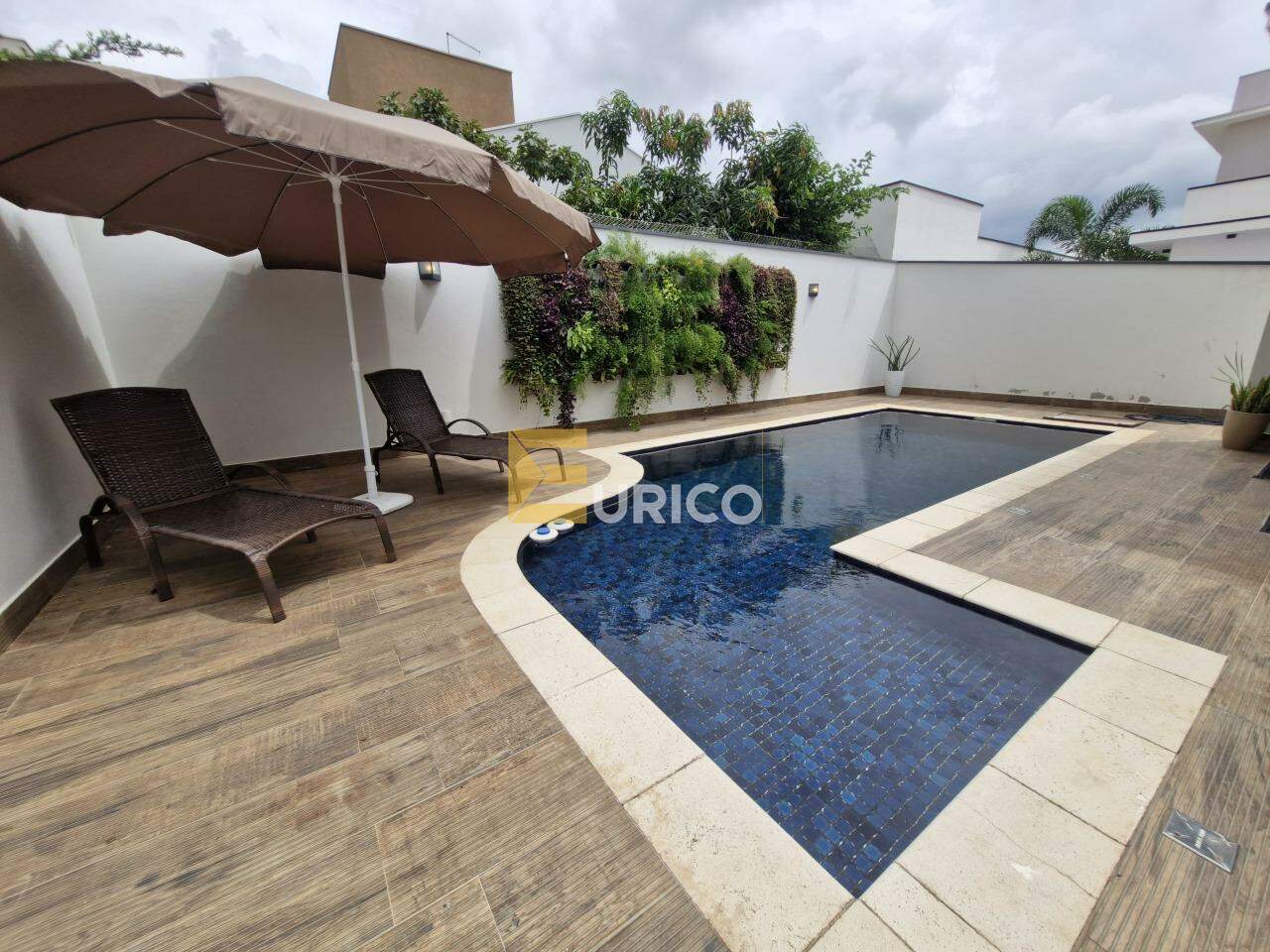 Casa em condomínio à venda no Jardim Celani em Salto/SP: 