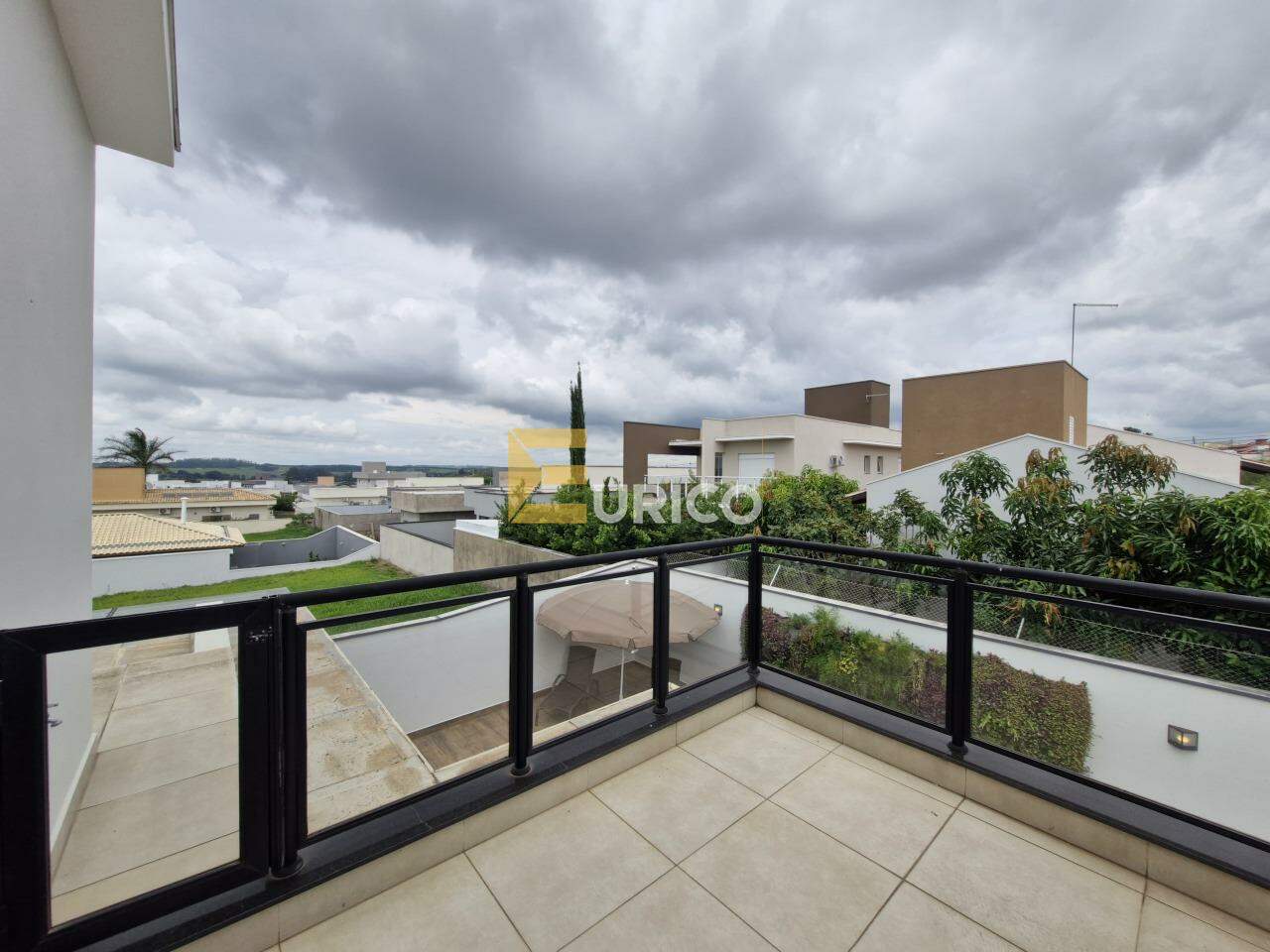 Casa em condomínio à venda no Jardim Celani em Salto/SP: 