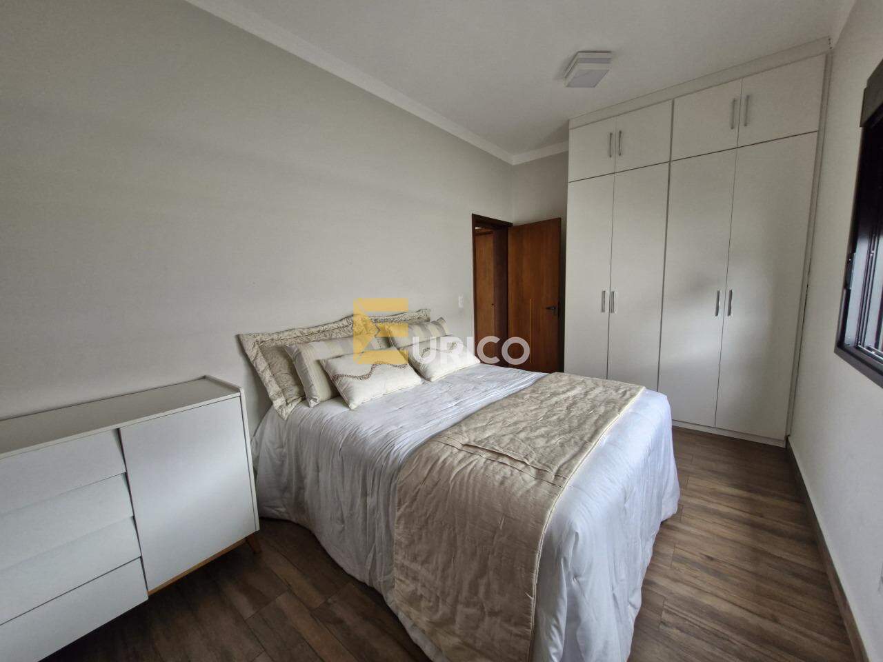 Casa em condomínio à venda no Jardim Celani em Salto/SP: 