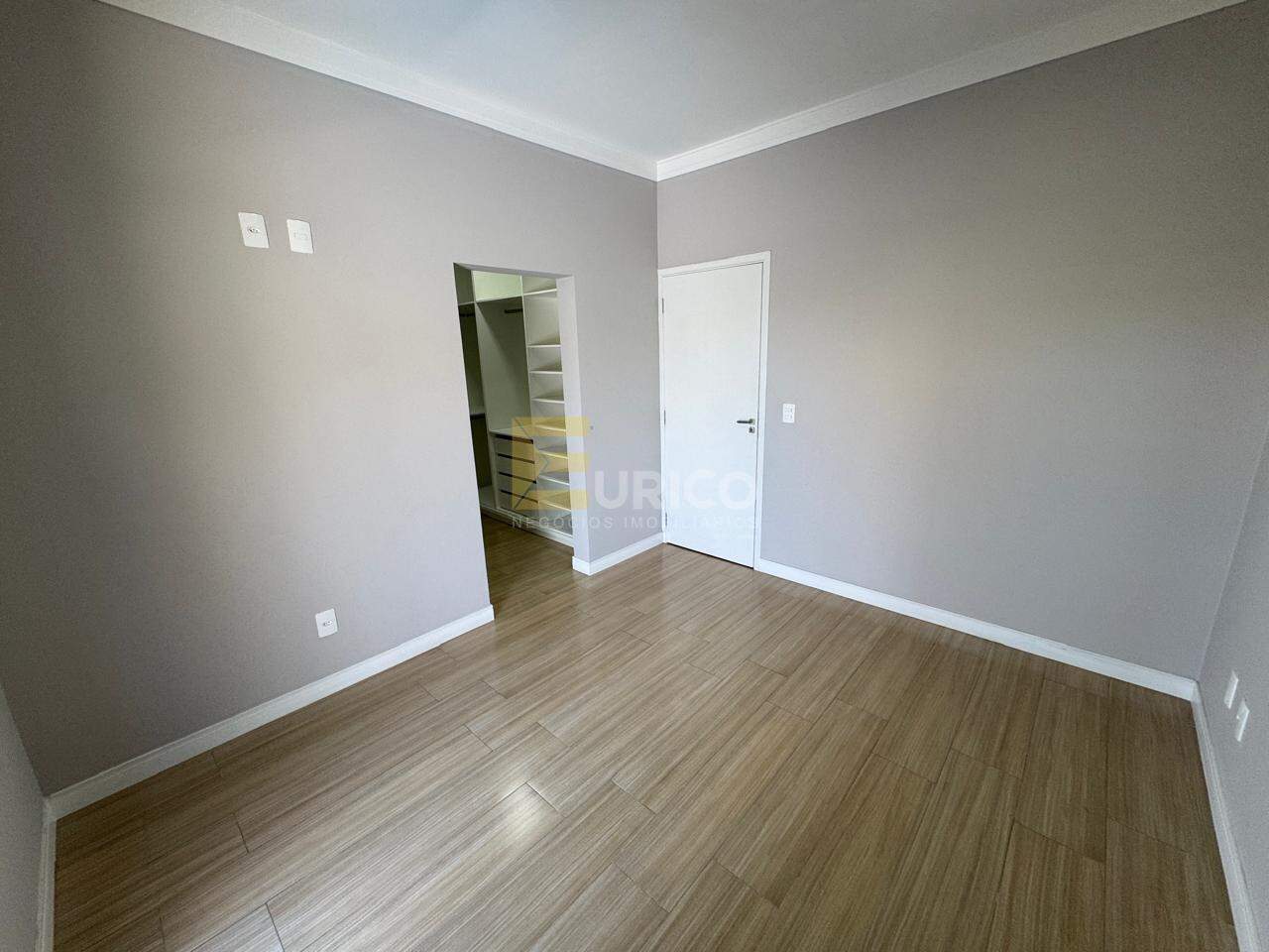 Casa em condomínio à venda no Condomínio Portal do Jequitibá em Valinhos/SP: 