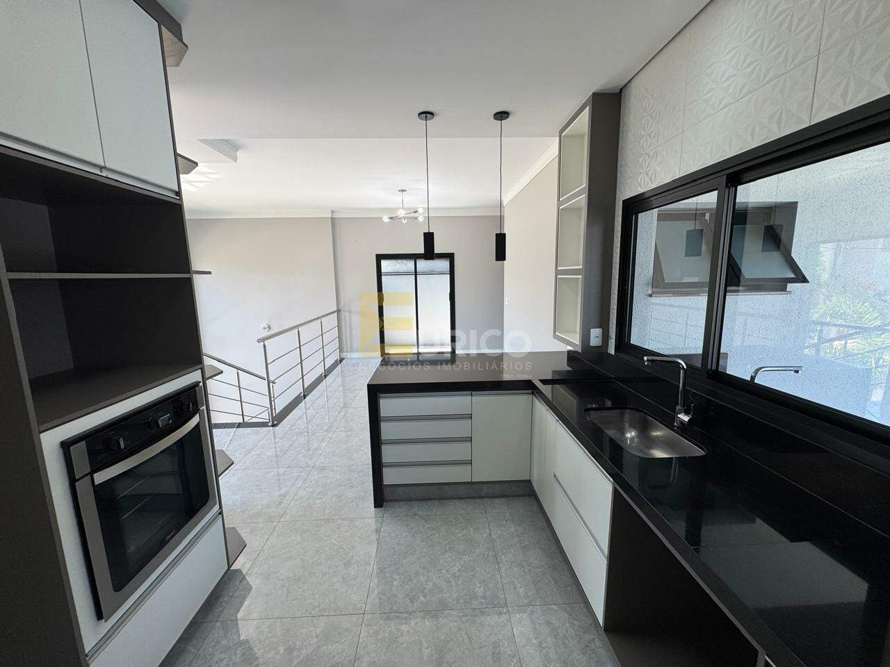 Casa em condomínio à venda no Condomínio Portal do Jequitibá em Valinhos/SP: 