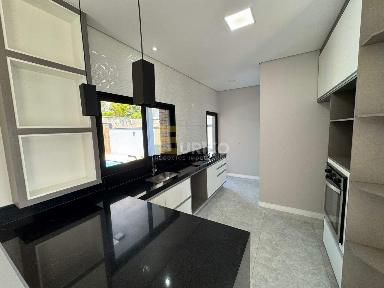 Casa em condomínio à venda no Condomínio Portal do Jequitibá em Valinhos/SP: 