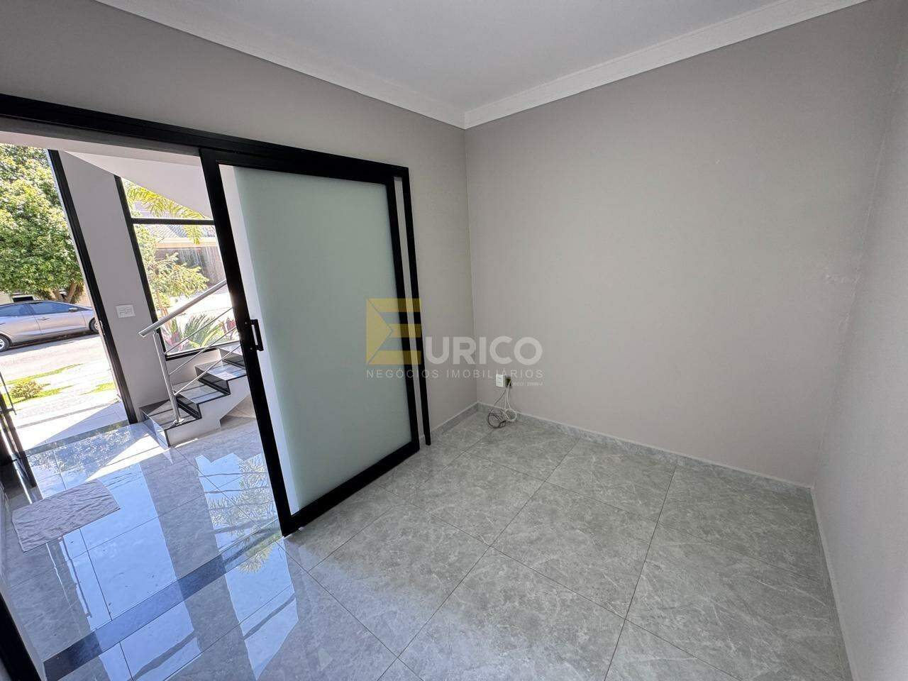 Casa em condomínio à venda no Condomínio Portal do Jequitibá em Valinhos/SP: 