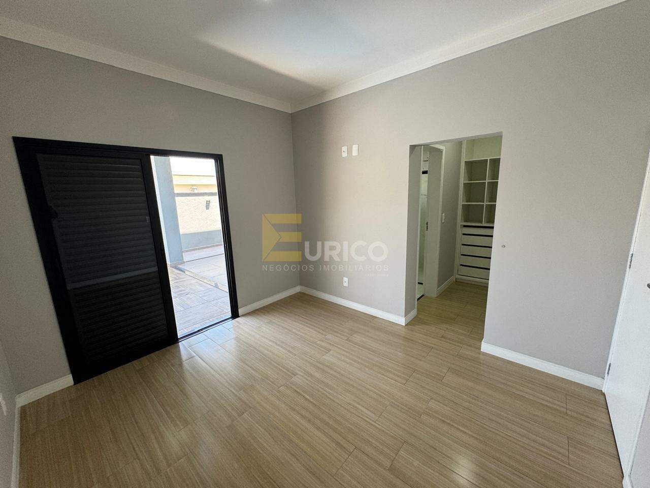 Casa em condomínio à venda no Condomínio Portal do Jequitibá em Valinhos/SP: 