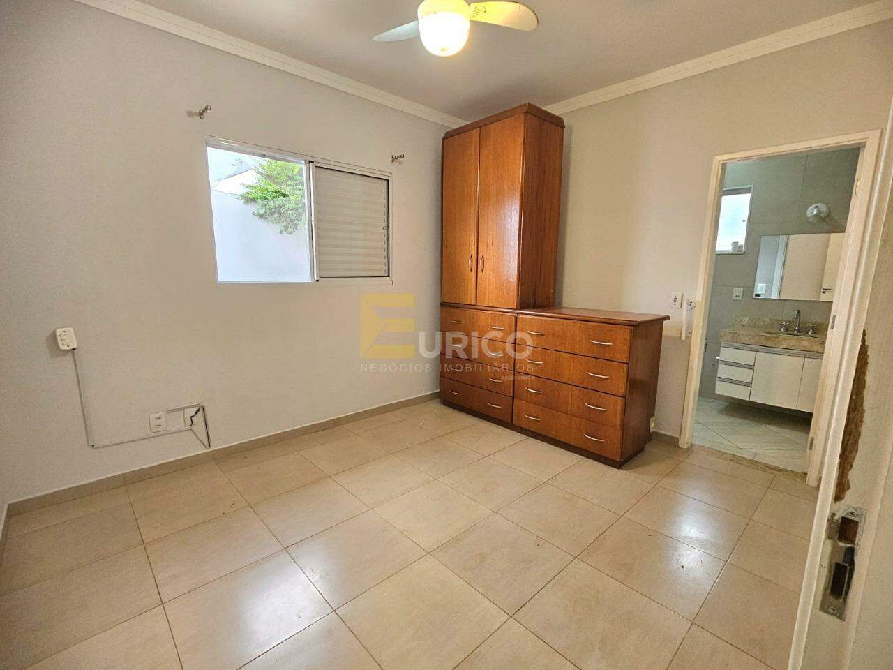 Casa em condomínio para aluguel no Condomínio Portal do Jequitibá em Valinhos/SP: 