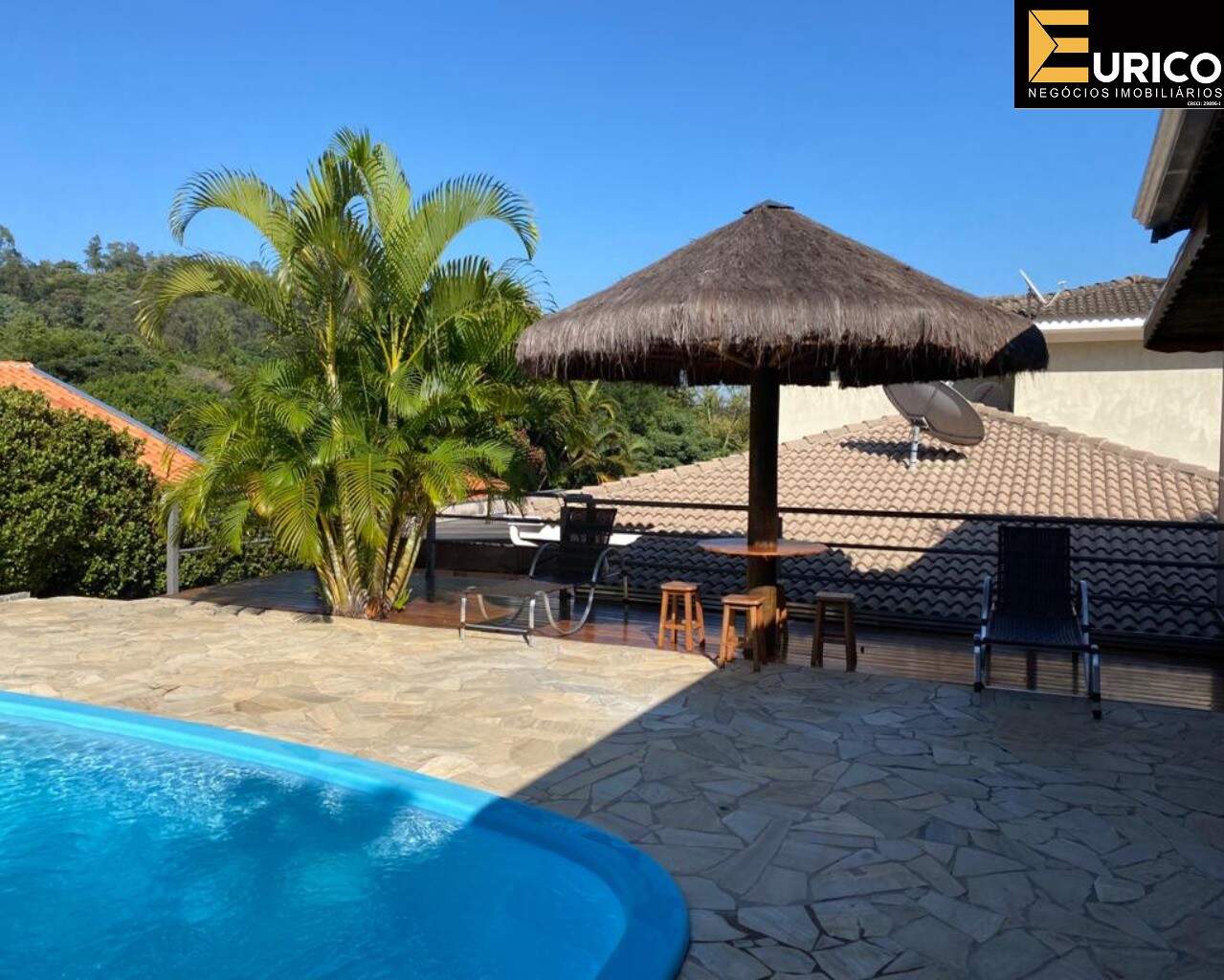 Casa em condomínio à venda no Condomínio Recanto Florido em Vinhedo/SP: Area de lazer com piscina