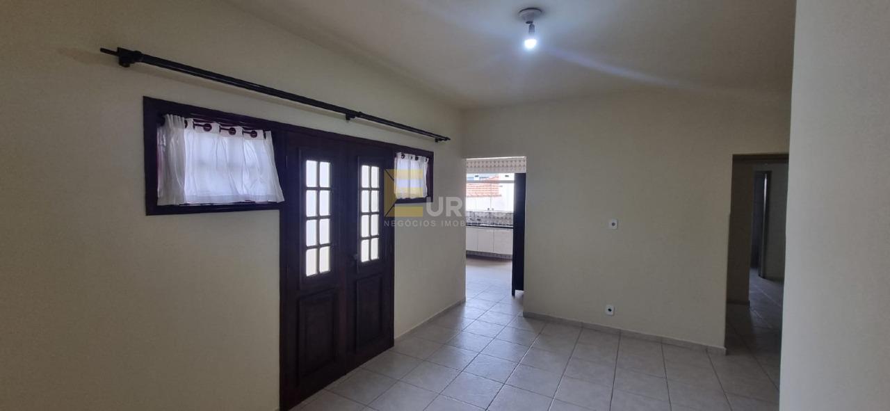 Casa à venda no Centro em Vinhedo/SP: 