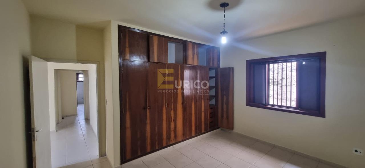 Casa à venda no Centro em Vinhedo/SP: 