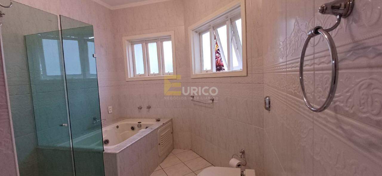 Casa em condomínio à venda no Condomínio Residencial Camburi em Valinhos/SP: 