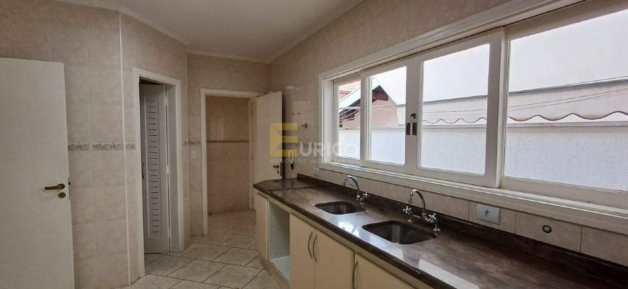 Casa em condomínio à venda no Condomínio Residencial Camburi em Valinhos/SP: 