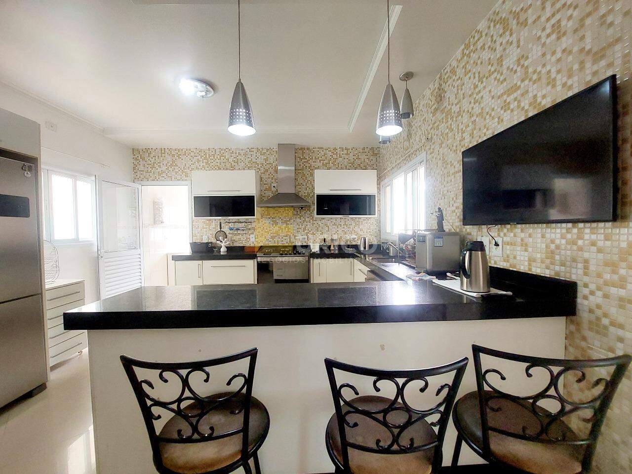 Casa em condomínio para aluguel no Condomínio Zurich Dorf em Valinhos/SP: 