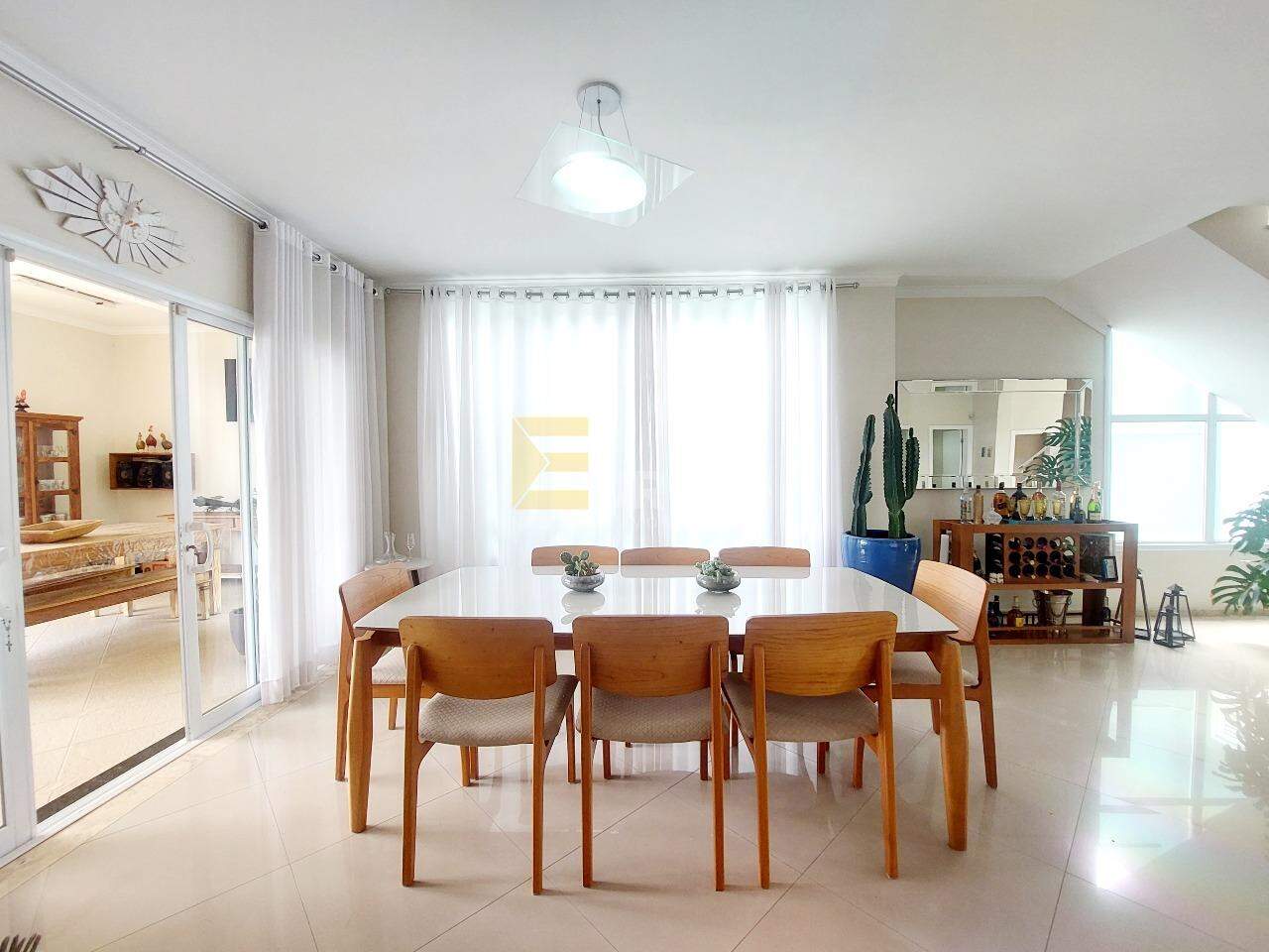 Casa em condomínio para aluguel no Condomínio Zurich Dorf em Valinhos/SP: 