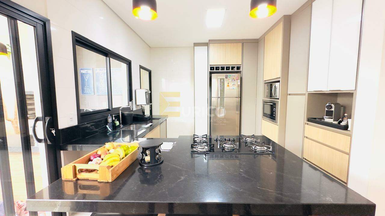 Casa em condomínio à venda no Condomínio Portal do Jequitibá em Valinhos/SP: 