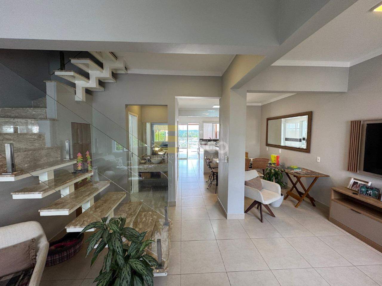 Casa em condomínio à venda no Condomínio Residencial Vila Imperial em Valinhos/SP: 