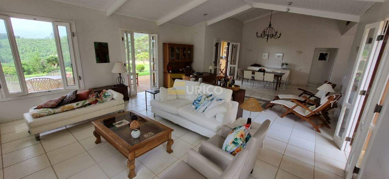 Casa em condomínio para aluguel no Condomínio Vale da Santa Fé em Vinhedo/SP:
