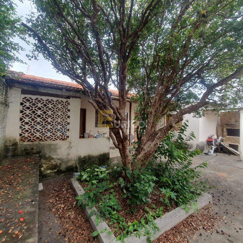 Casa à venda no VILA ANHANGÜERA em Valinhos/SP: 