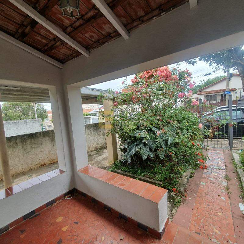 Casa à venda no VILA ANHANGÜERA em Valinhos/SP: 