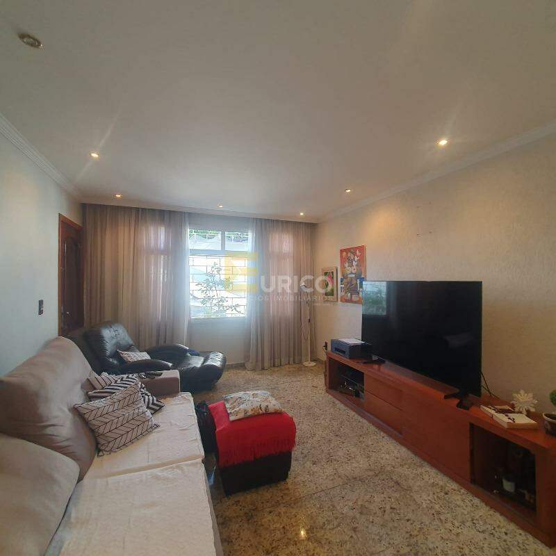 Casa à venda no Eloy Chaves em Jundiaí/SP: