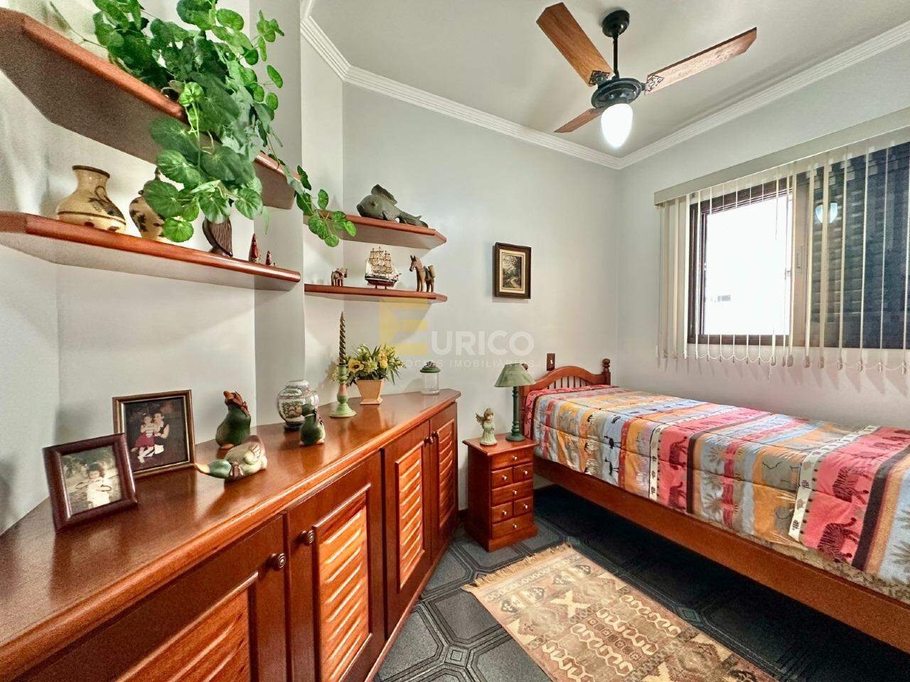 Apartamento à venda no PITANGUEIRAS em Guarujá/SP: 