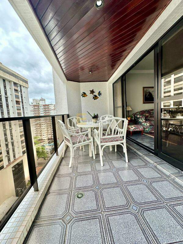 Apartamento à venda no PITANGUEIRAS em Guarujá/SP: 