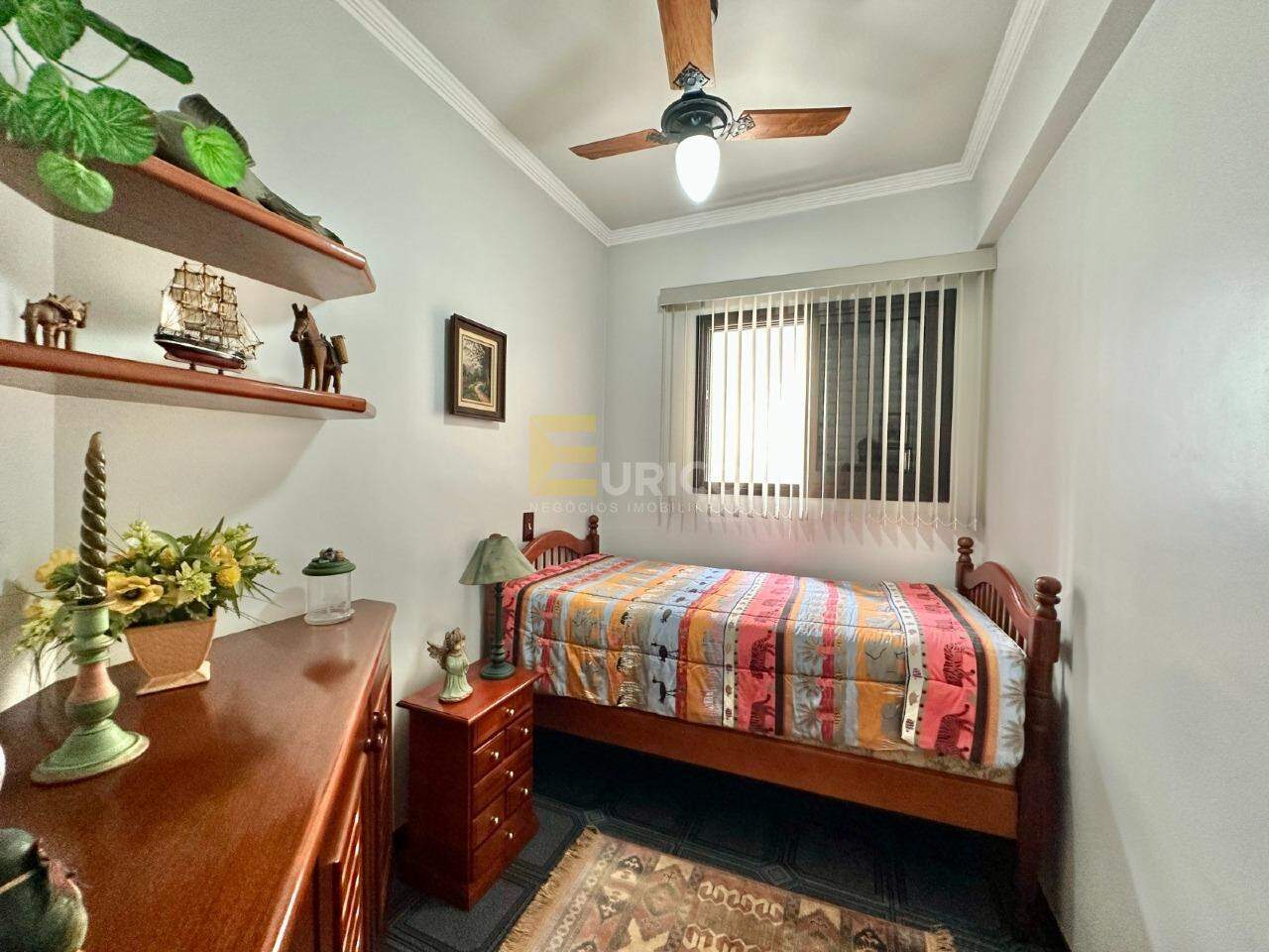 Apartamento à venda no PITANGUEIRAS em Guarujá/SP: 