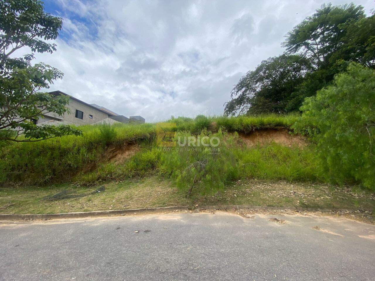 Terreno à venda no Bosque em Vinhedo/SP: 