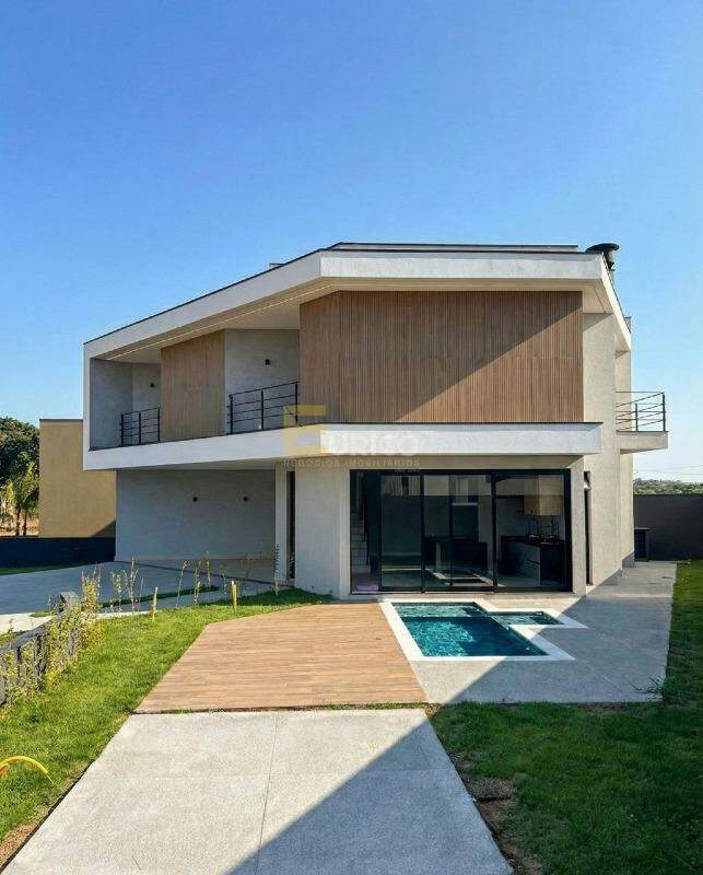 Casa em condomínio à venda no Condomínio Residencial Royal Garden em Paulínia/SP: 