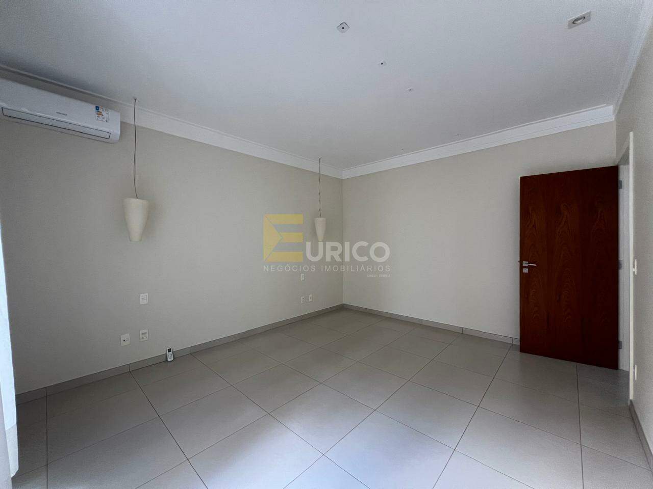 Casa em condomínio à venda no Condomínio Morada das Nascentes em Valinhos/SP: 