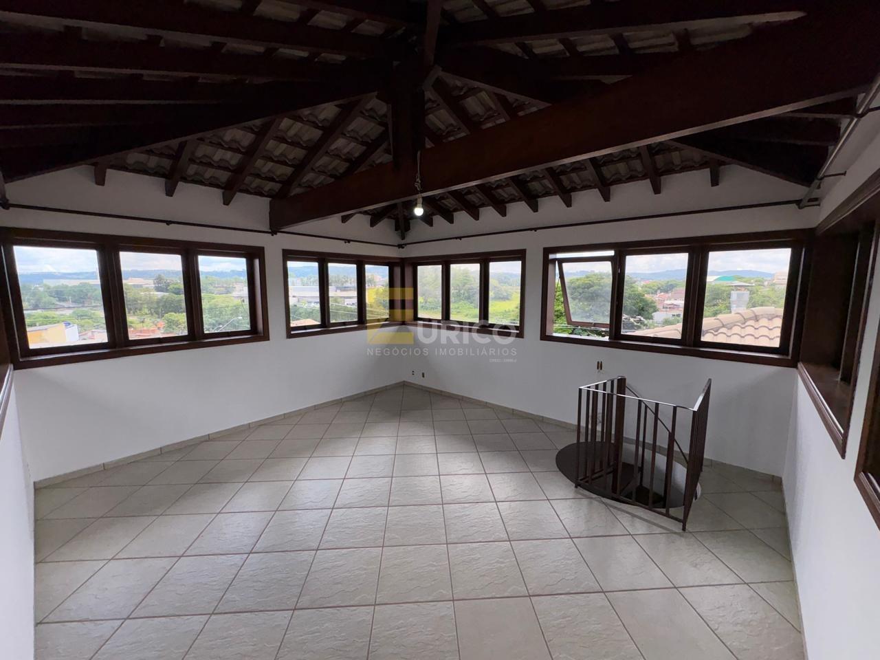 Casa em condomínio para aluguel no Condomínio Vista Alegre - Sede em Vinhedo/SP: sala superior