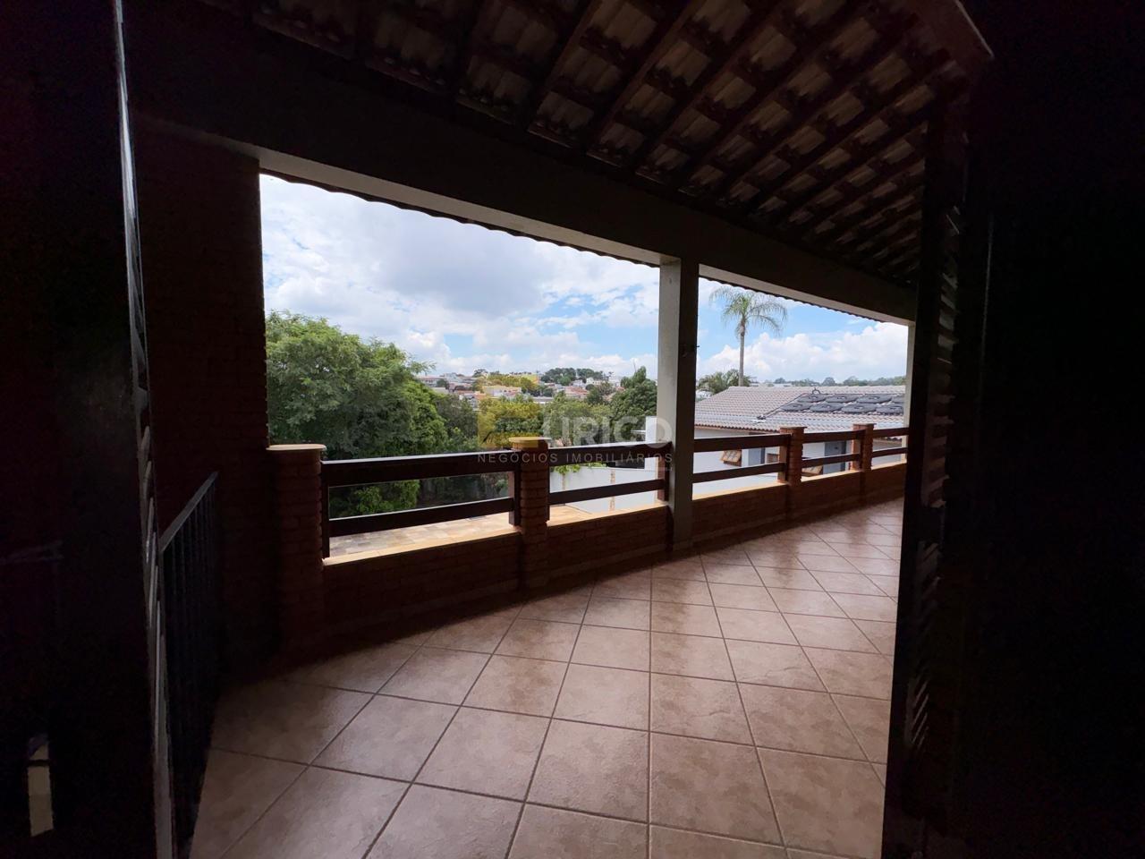 Casa em condomínio para aluguel no Condomínio Vista Alegre - Sede em Vinhedo/SP: varanda da sala