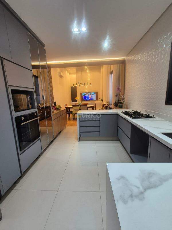 Casa em condomínio à venda no Condomínio Via Castelli em Louveira/SP: 