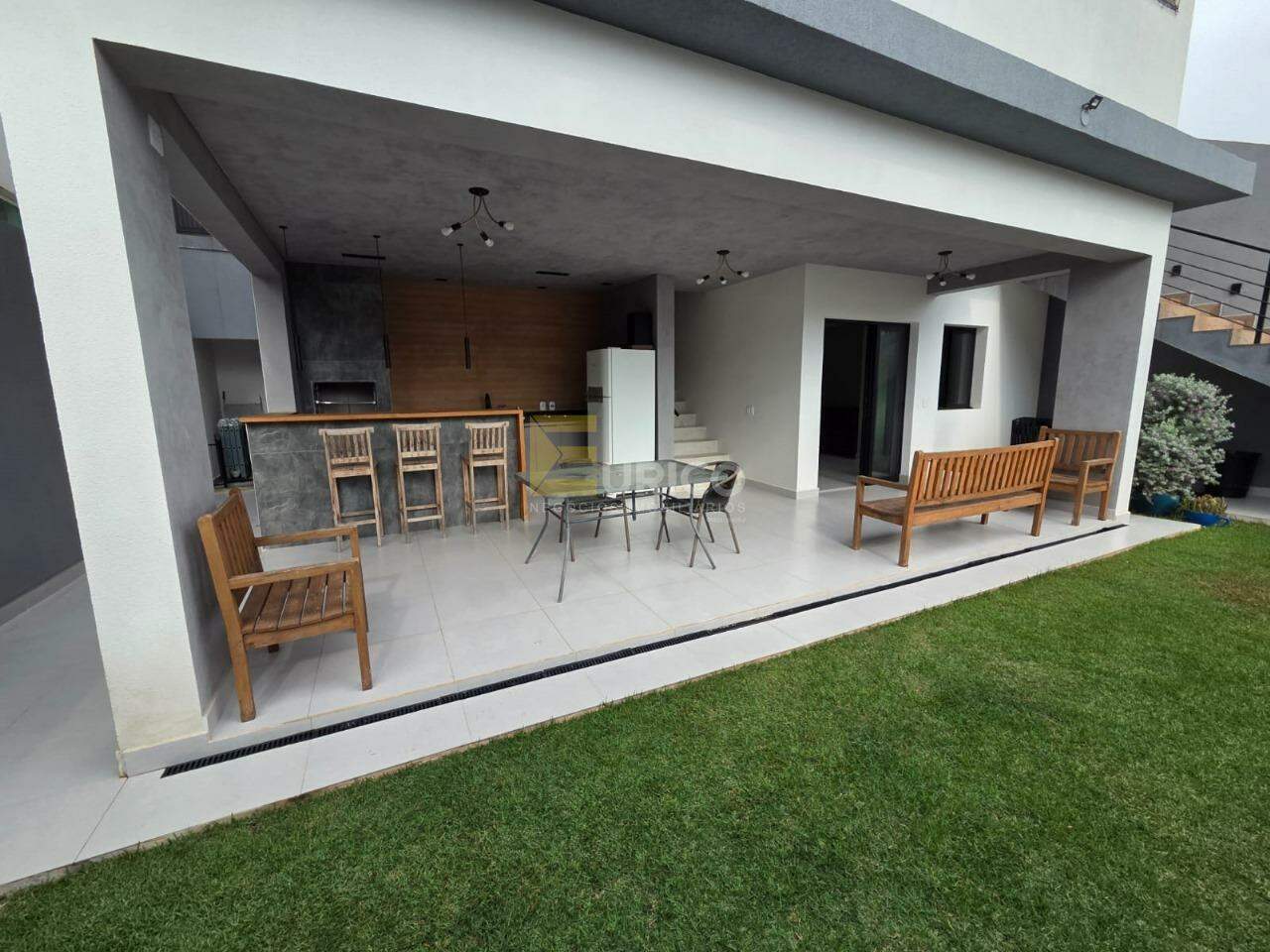 Casa em condomínio à venda no Condomínio Via Castelli em Louveira/SP: 