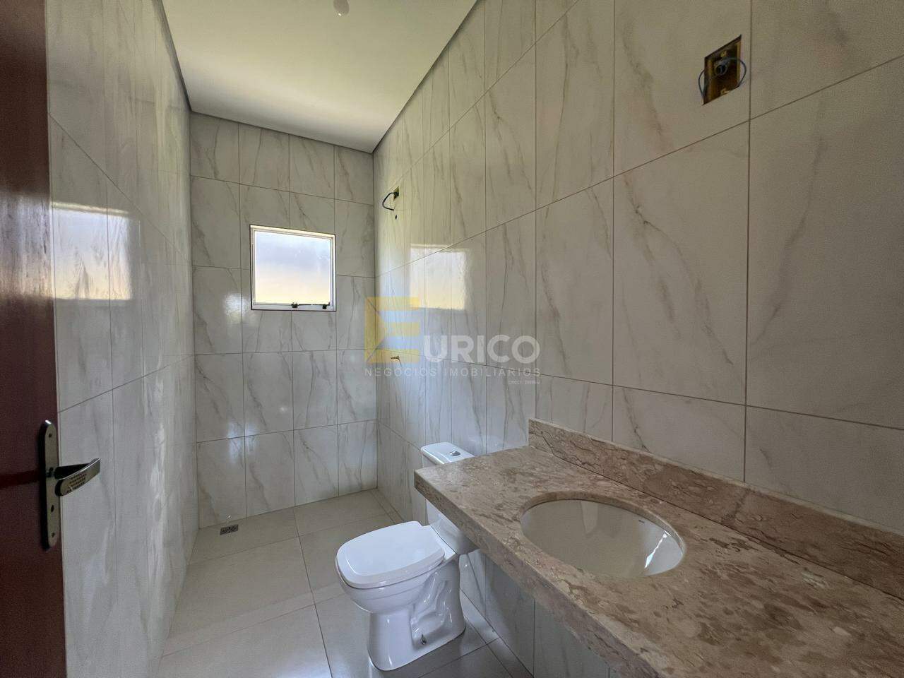 Casa à venda no Loteamento Villa Realle em Louveira/SP: