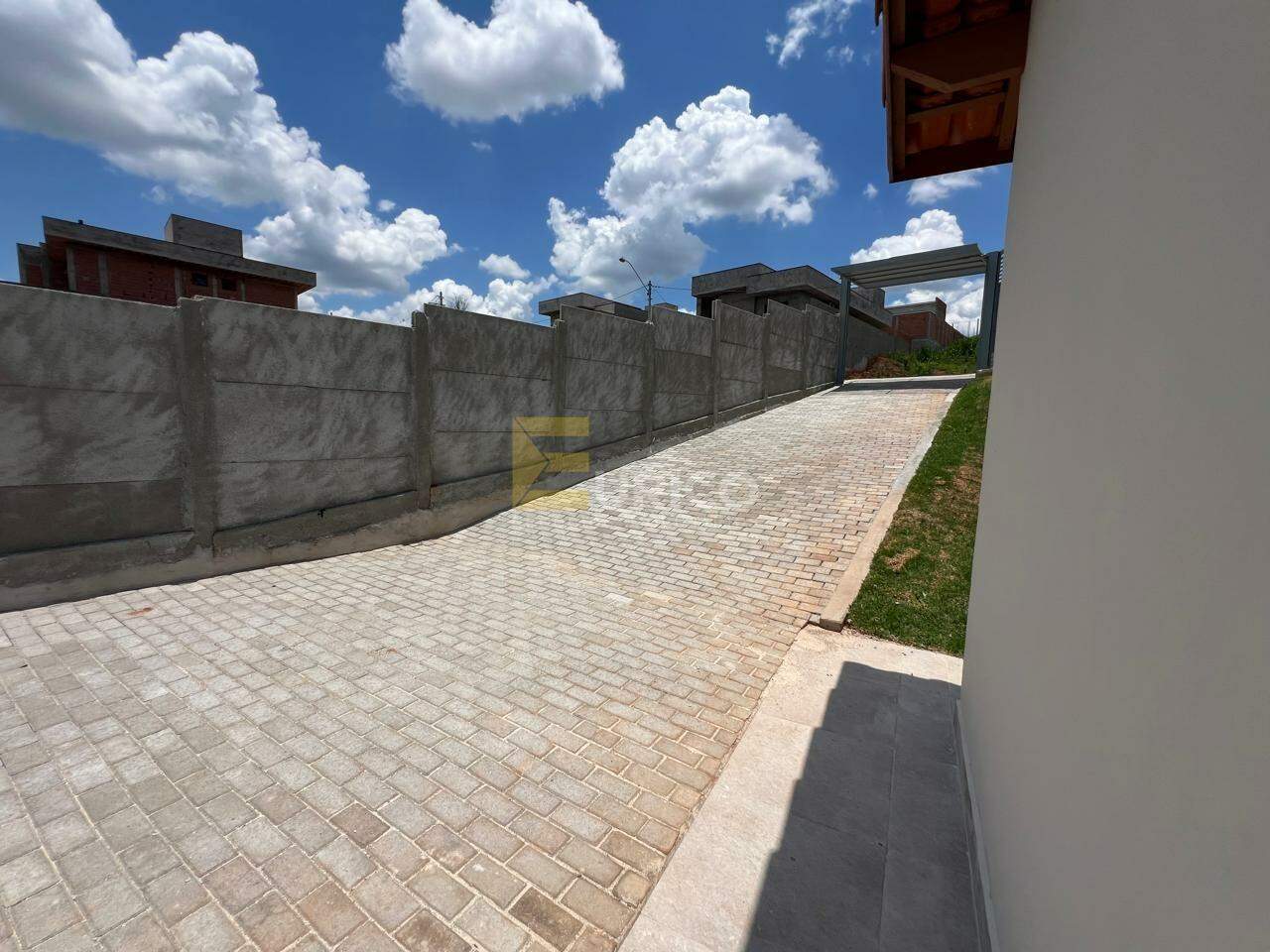 Casa para aluguel no Loteamento Villa Realle em Louveira/SP: 