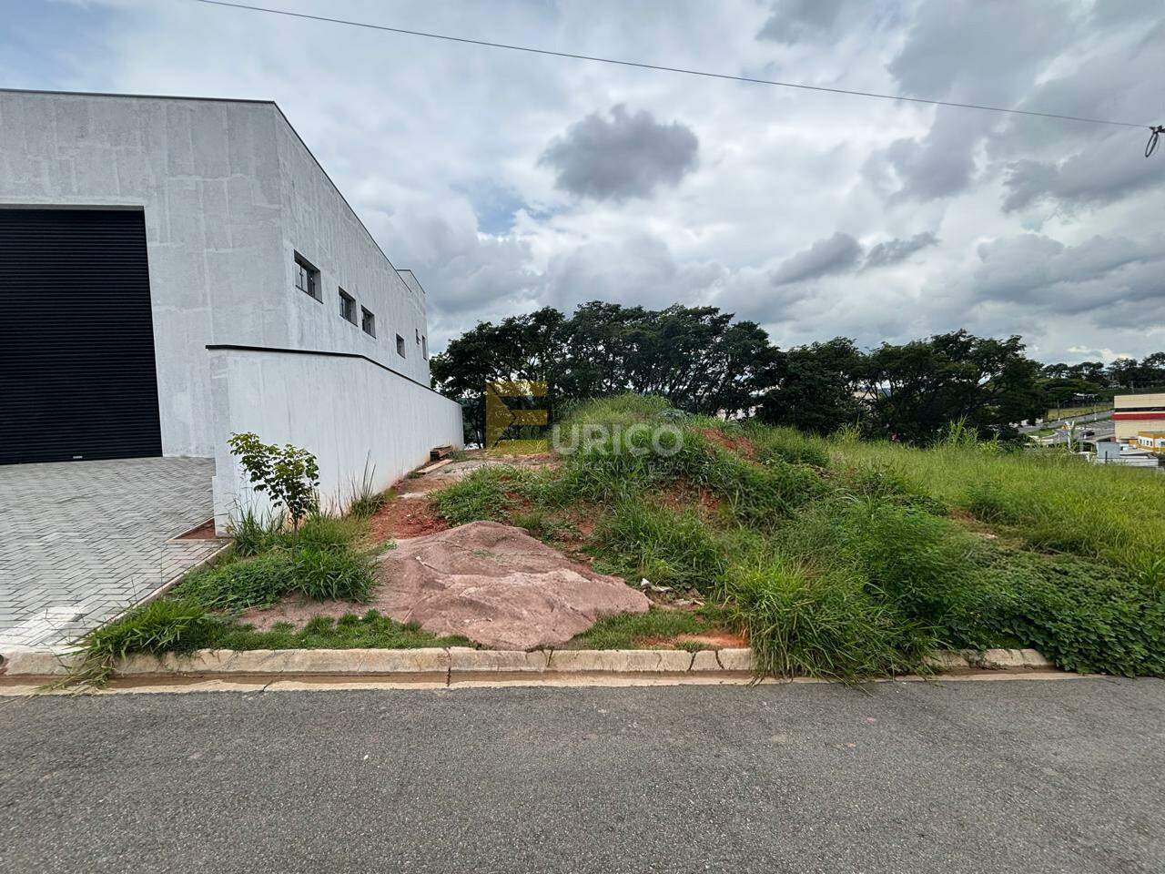 Terreno à venda no Santa Claudina em Vinhedo/SP: 