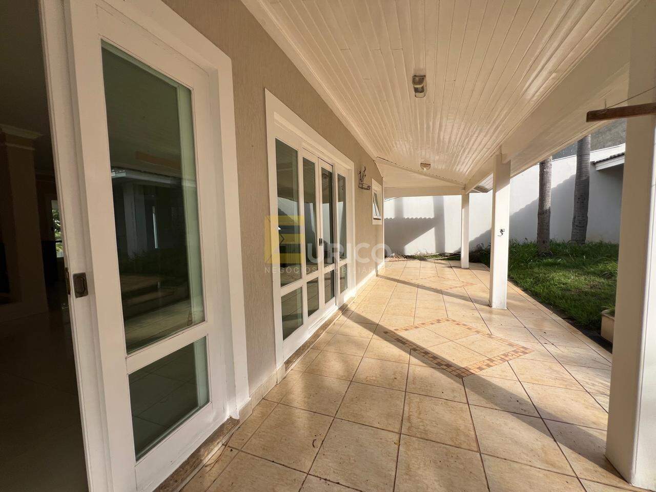 Casa em condomínio à venda no Condomínio Villaggio Capríccio em Louveira/SP: 