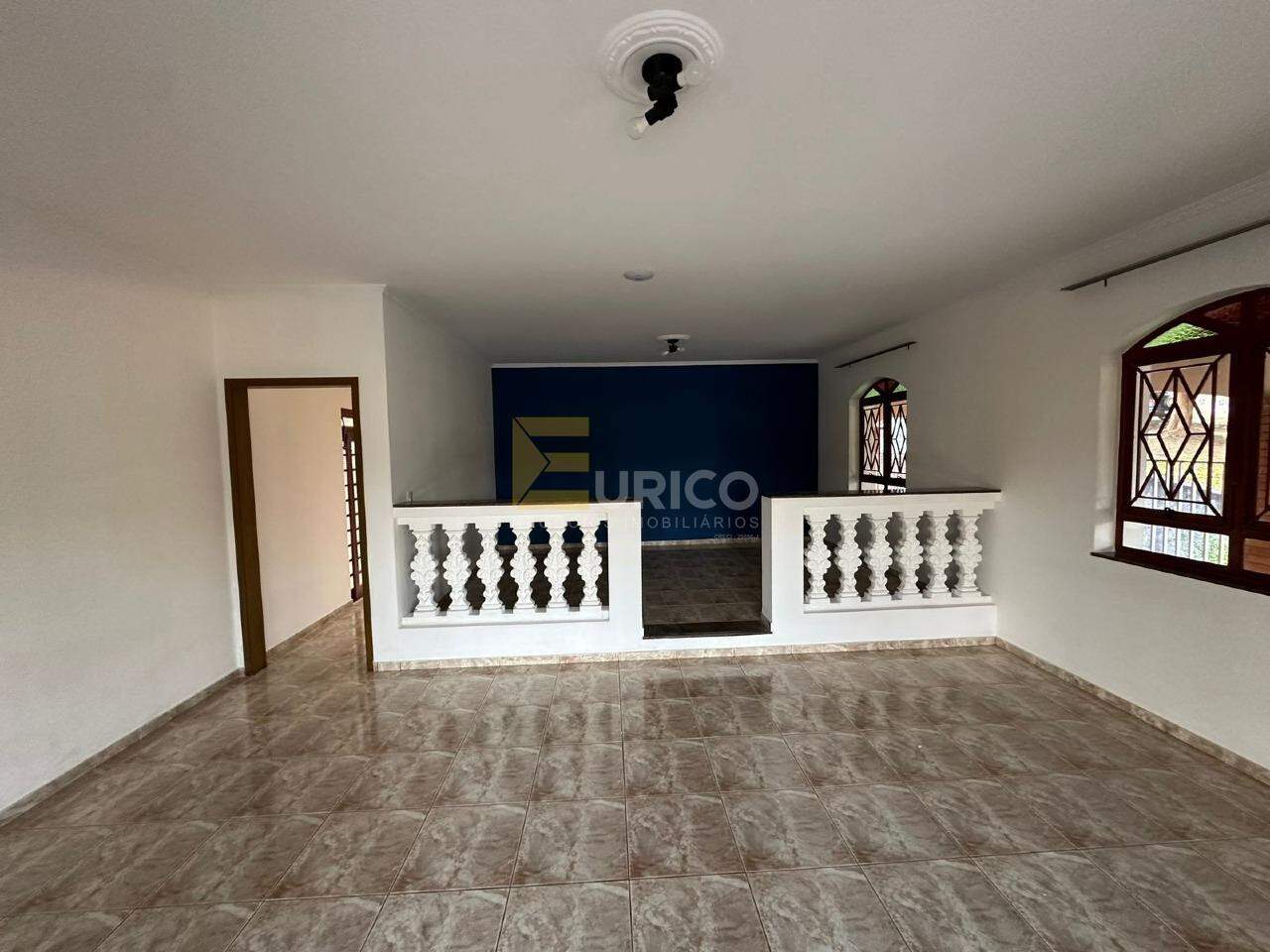 Casa à venda no JARDIM LORENA em Valinhos/SP: 
