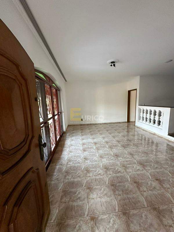Casa à venda no JARDIM LORENA em Valinhos/SP: 