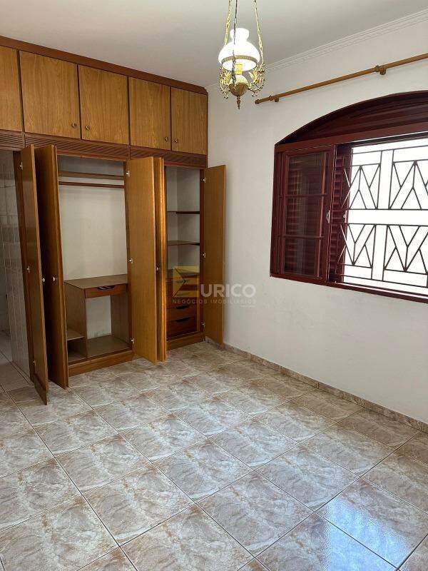 Casa à venda no JARDIM LORENA em Valinhos/SP: 