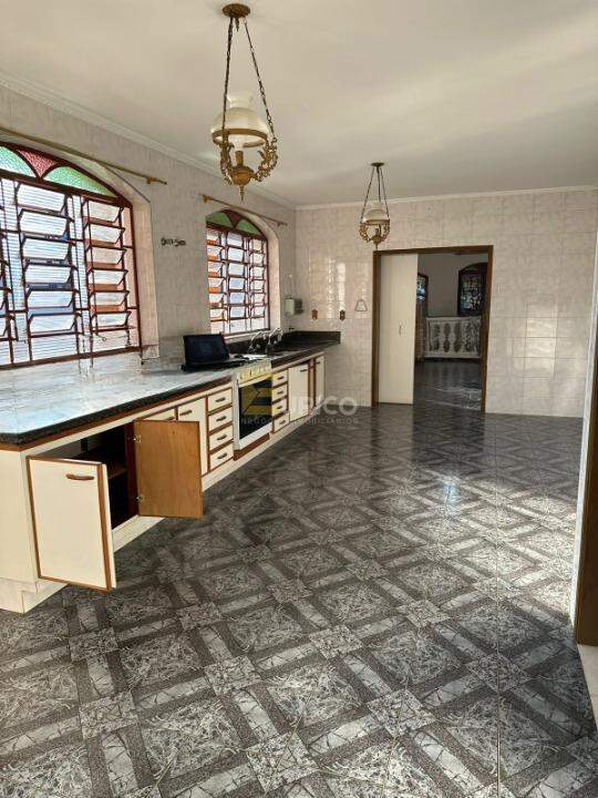 Casa à venda no JARDIM LORENA em Valinhos/SP: 