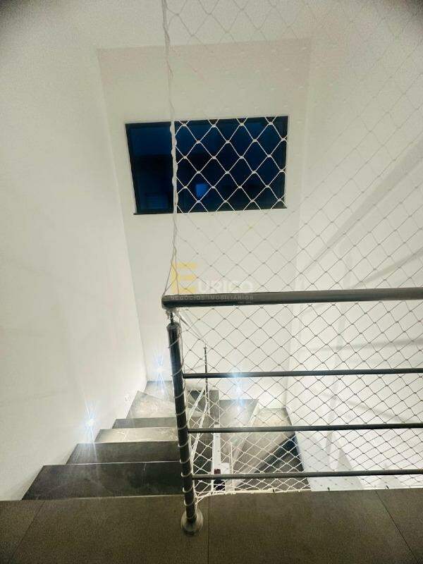 Casa em condomínio à venda no Condomínio Vila de São Lourenço em Valinhos/SP: 
