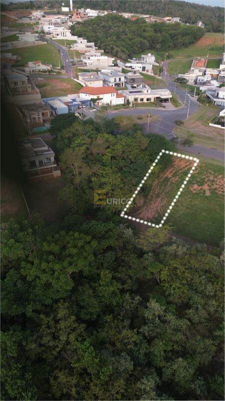 Terreno em Condomínio à venda no Condomínio Santa Isabel em Louveira/SP: 