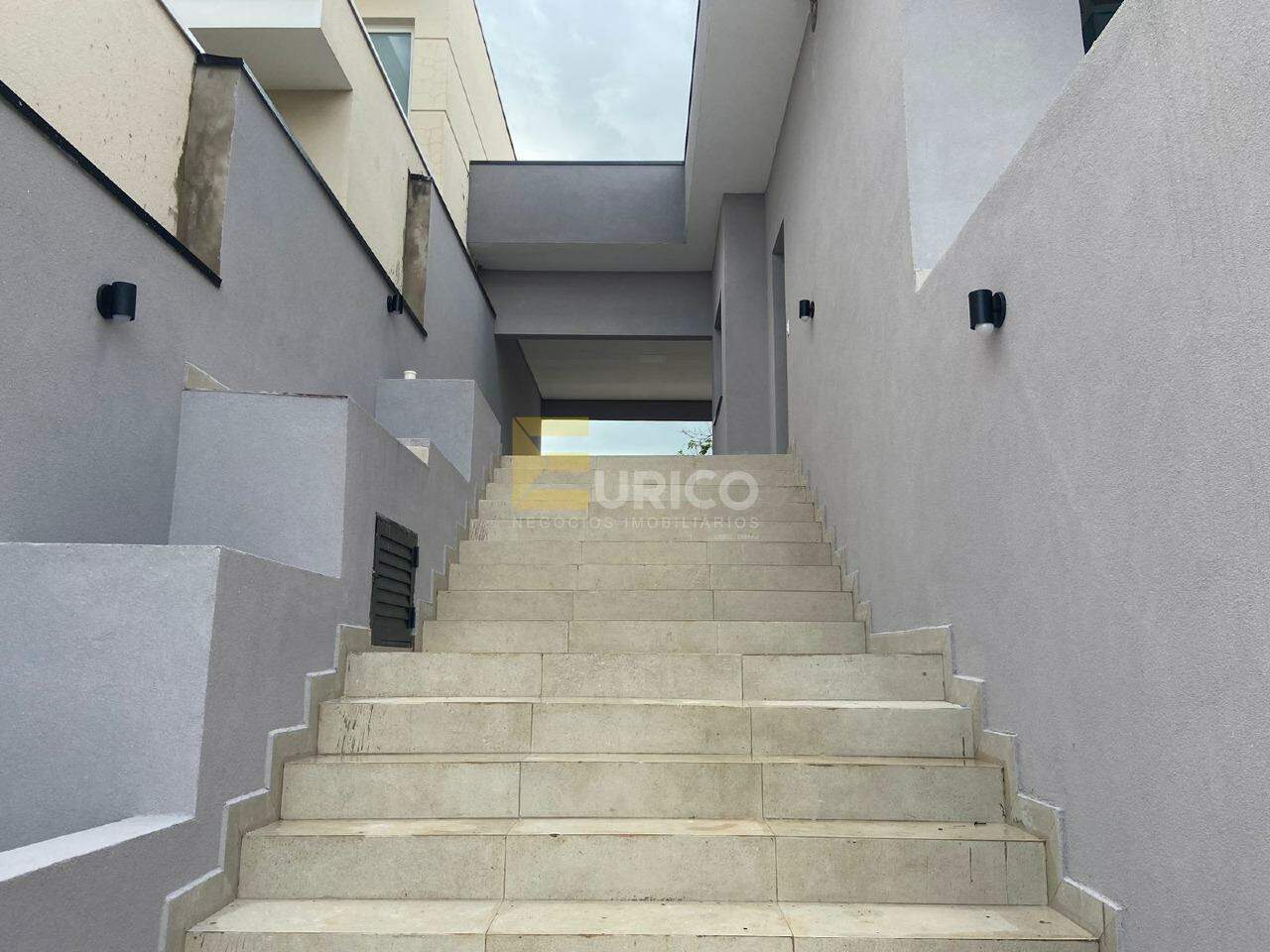 Casa em condomínio para aluguel no Condomínio Zurich Dorf em Valinhos/SP: