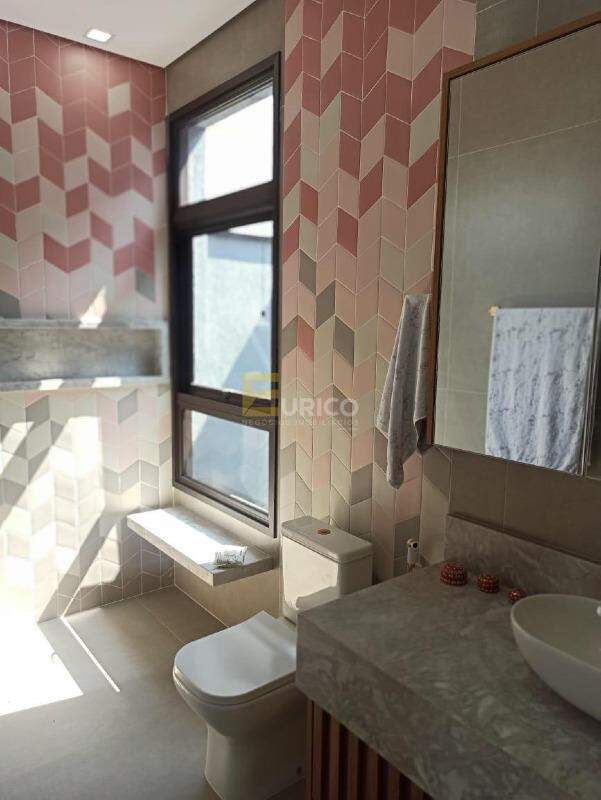 Casa em condomínio à venda no Condomínio Flor da Serra em Valinhos/SP: 